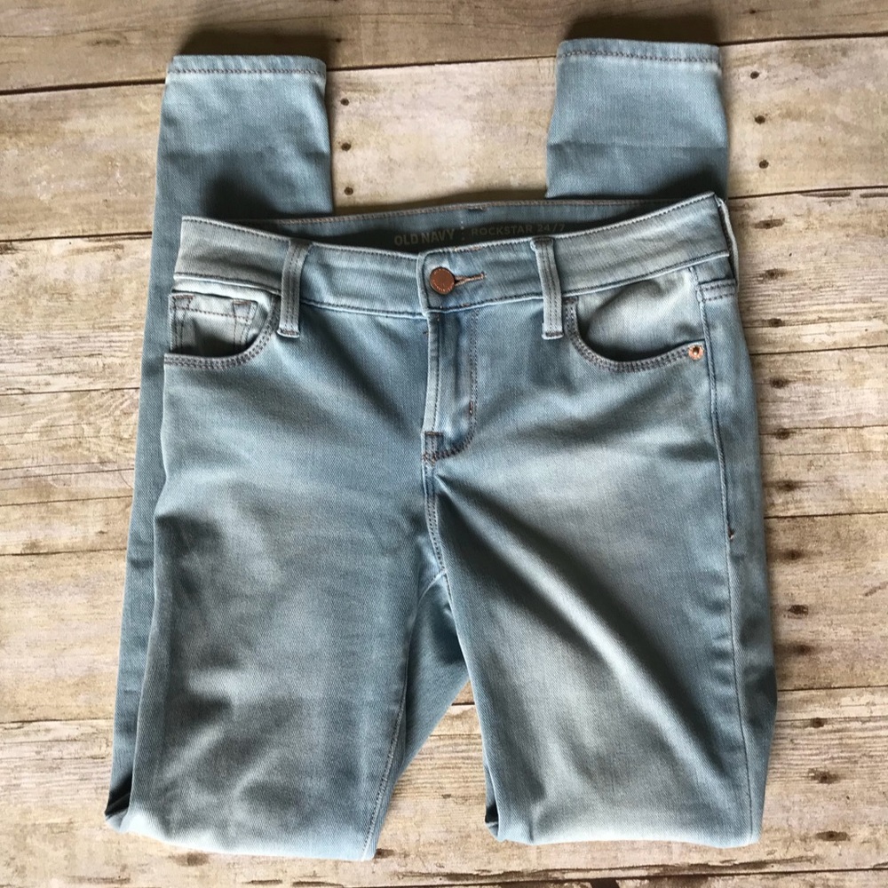 NWOT Old Navy midrise rockstar 24/7 jeans, size 2P